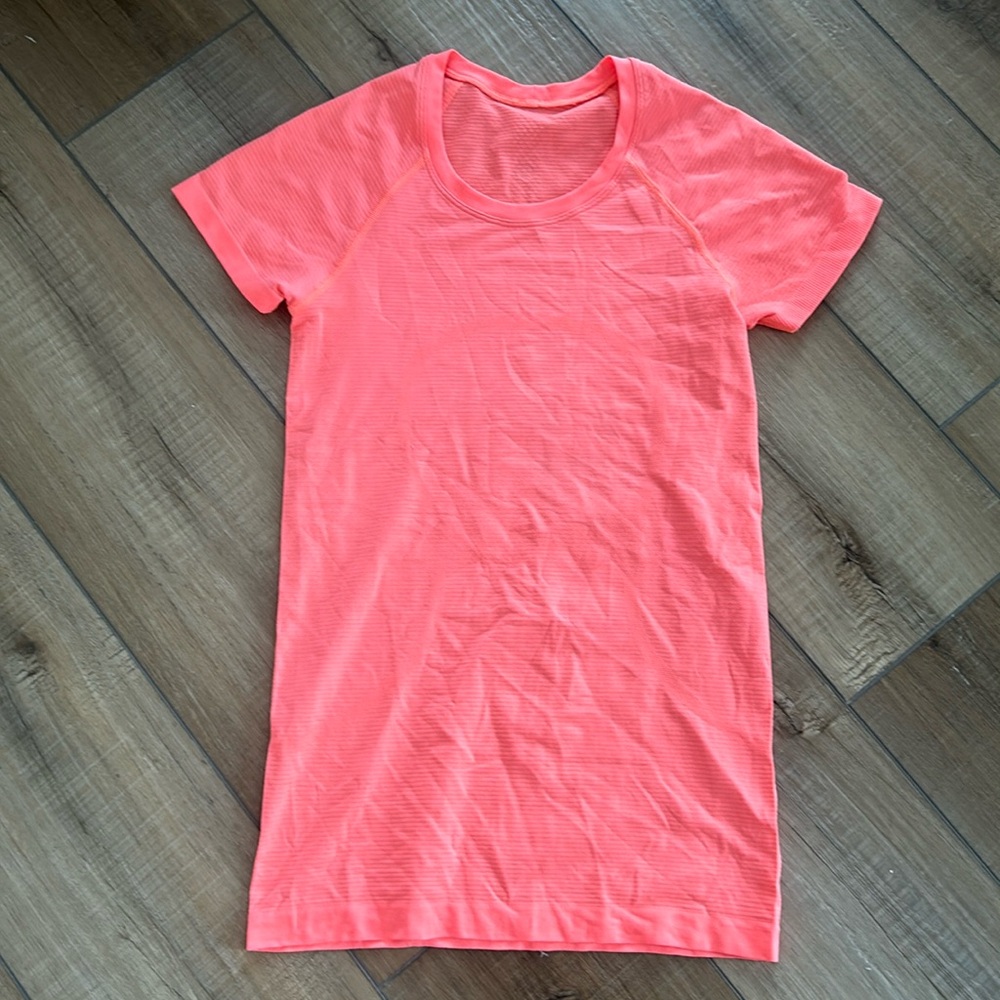 Lululemon swiftly tech size 4